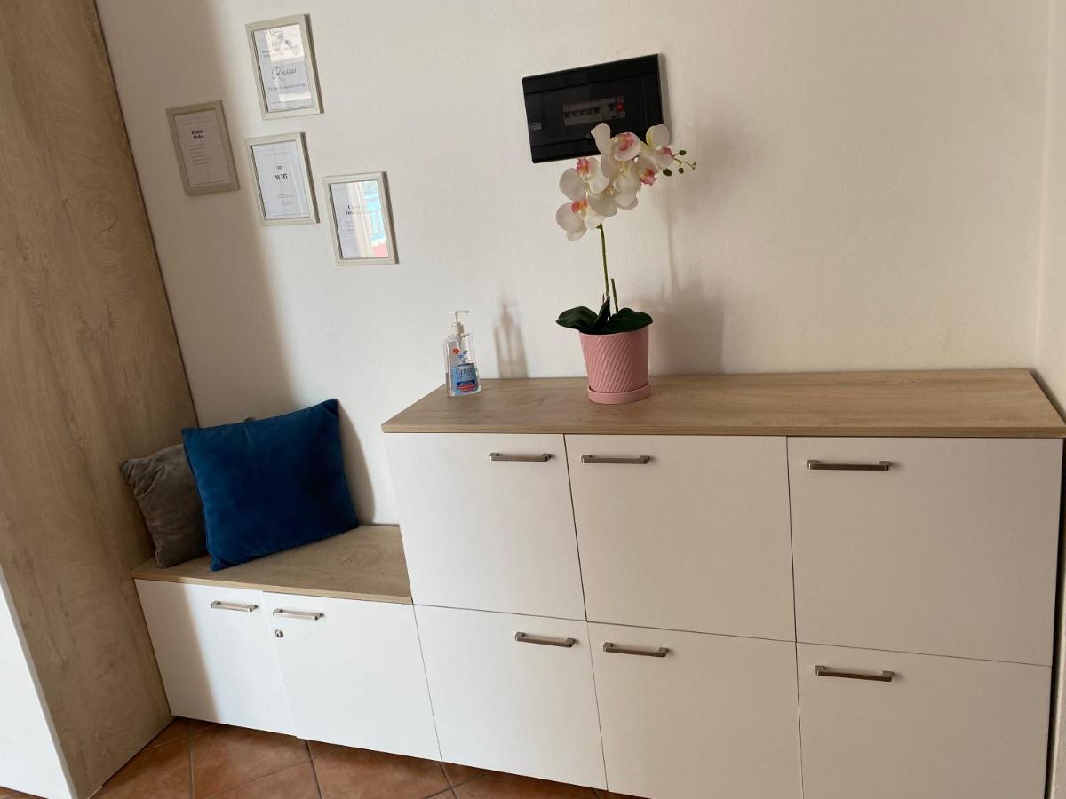 Kenza Apartment Shëngjin Buitenkant foto